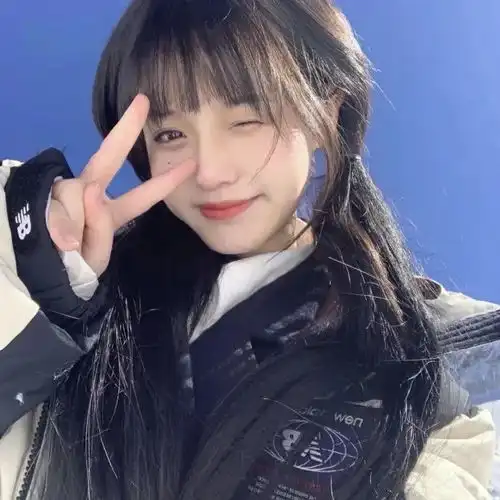 2023温柔气质女生头像
