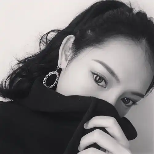 服装设计分享美女老师的珍藏版毕业大作,你怎么看
