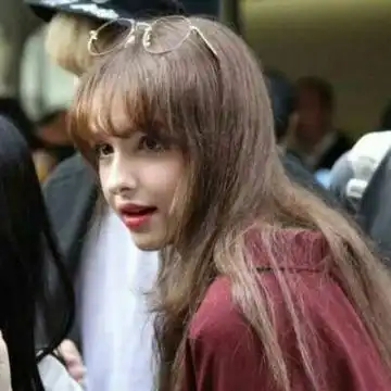 2019最新微信女生头像欧美ins范我也会疲惫怕被说无所谓
