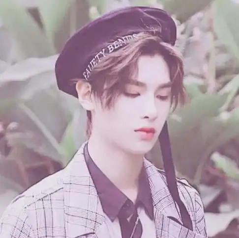 又一个老赖之子黄明昊被曝母亲欠贫困县三千万,却拒绝偿还