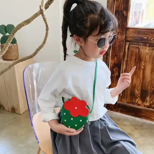 公主包包女儿童小挎包迷你小包包洋气ins风可爱少女心草莓零钱包
