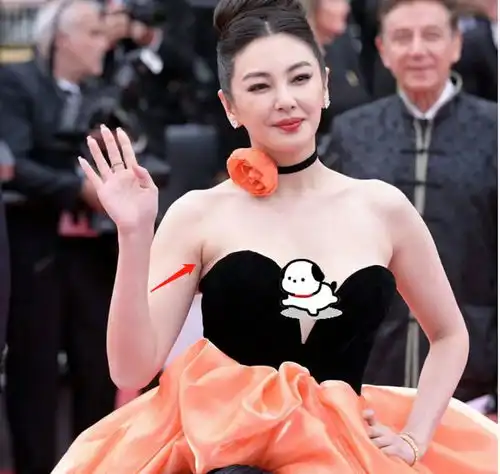 戛纳这一夜,巩俐如女王,关晓彤成红毯公主,中国女星风情万种
