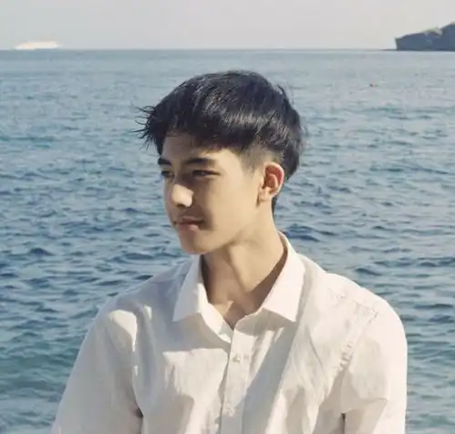 长相一般的男生如何变帅学会这3点,女神也不请自来哟
