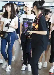 王子文不硬凹白tee运动裤少女感满满
