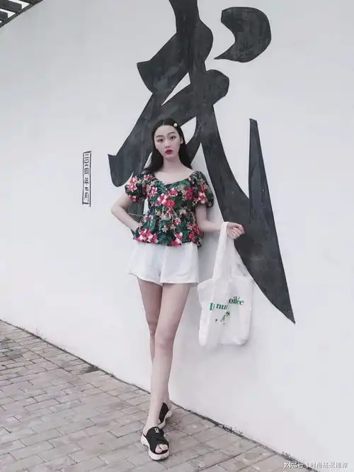 夏日必备的清凉单品可甜可盐,每天不同样烈日里让你更特别
