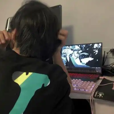 超酷男生头像
