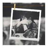 怎么弄一张照片里有个小框框然后里面照片跟背景是一样的

