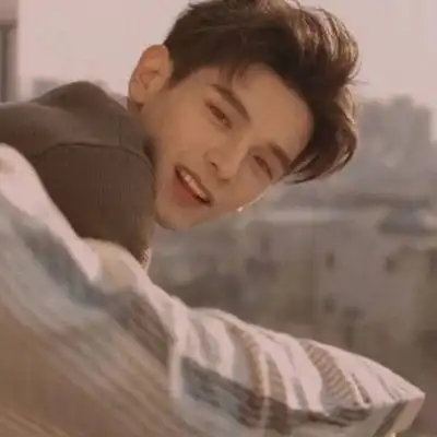 2021帅气男头像冷酷真人是不是特别想用这呀
