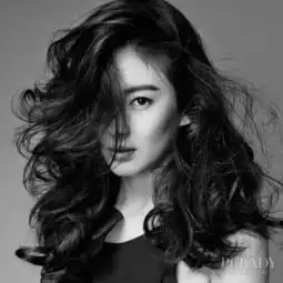 颜美就是任性高圆圆死守黑发更出彩
