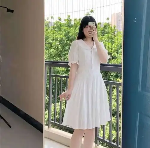 微胖的女人怎么搭配衣服好看
