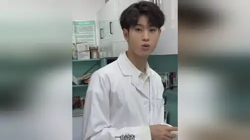 美女去打屁股针,没想到遇到前任,瞬间尴尬
