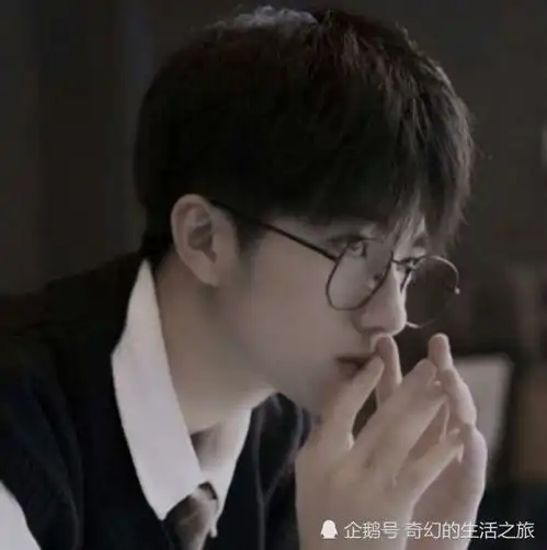 初中就戴眼镜的学生,八成是这3类人,被说中可别哭哟
