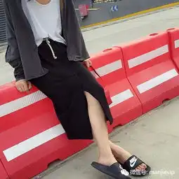 她生活时尚穿衣打扮,服装搭配,最潮流的穿衣搭配网
