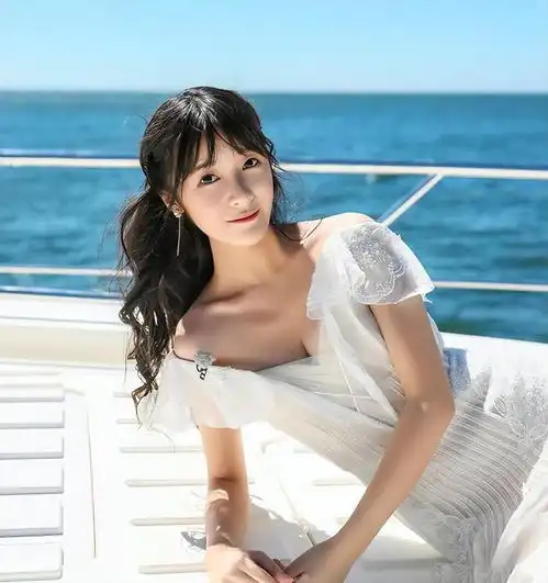 回顾徐娇晒照片正面刚于正,称他心思歹毒,1米7瘦到85斤太离谱
