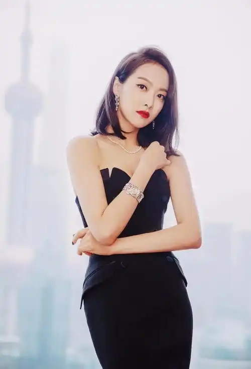 宋茜高清性感写真长图

