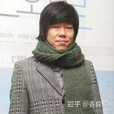 男生长得丑,在平日里很自卑,怎么办
