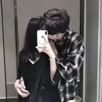 qq情侣头像幸福甜蜜
