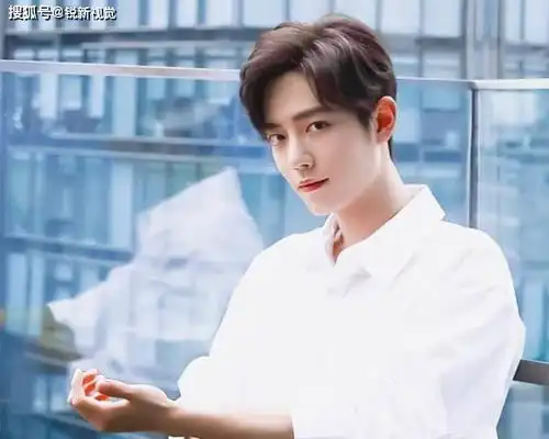 女生和男生之间的战争昏招频出,2600万粉丝扶不起装睡的肖战
