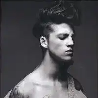 长发男头像白色微信头像图片大全
