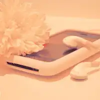 个性唯美清新意境头像尽享风中那淡淡的花香和迷人的爽意
