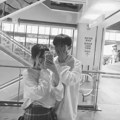 超火零零后动漫甜齁情头谎话说给耳朵听,眼睛却先动了情
