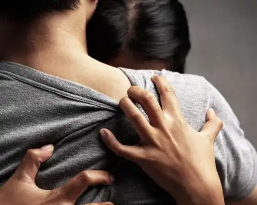 男人发来这些消息,说明他已经喜欢上你,别错过
