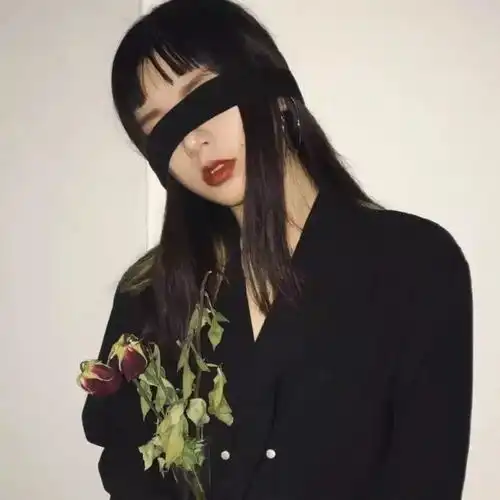 女生头像我一路看过千山和万水
