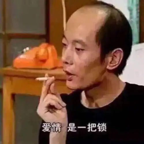 这个七夕来点刺激的记者上街逮情侣,专问失恋往事
