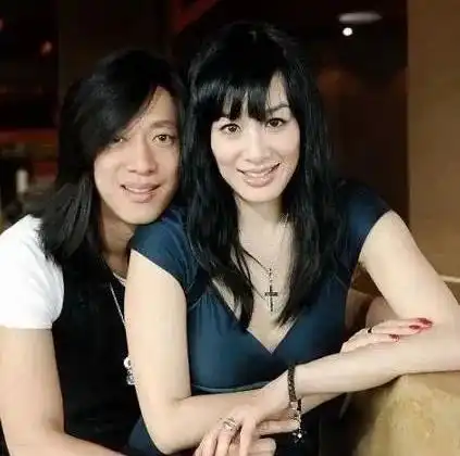 当姐姐是危险的,做女团是安全的
