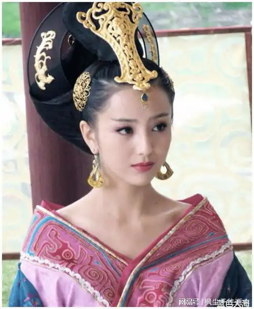 人均一副烤瓷牙的娱乐圈牙齿有缺陷,却坚持不整的明星,太稀罕
