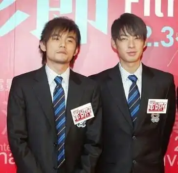 周杰伦林俊杰吴建豪是他的好朋友,林书豪到底究竟有几个好兄弟
